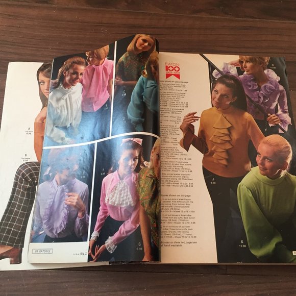 Eaton's Fall and Winter 1969 Catalog Canada *Missing Pages* - Picture 11 of 12